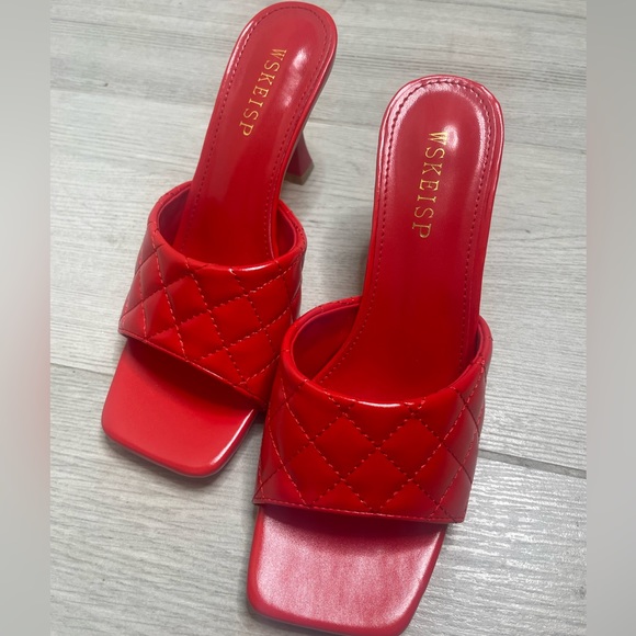 Red Mule Heels - Picture 3 of 5